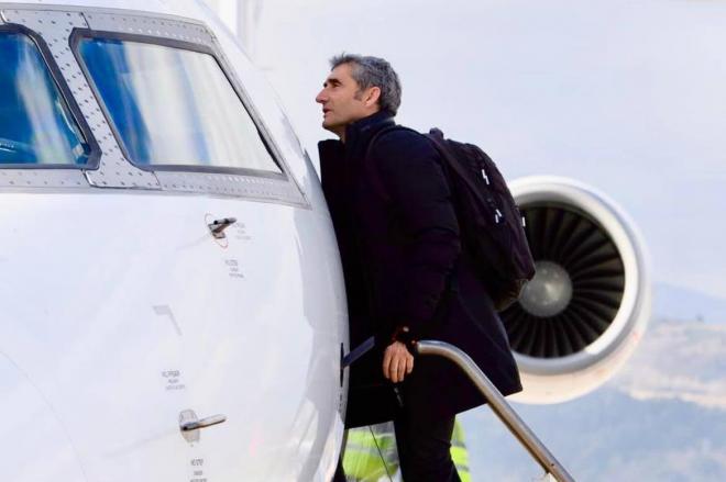 El técnico Ernesto Valverde listo para coger el avión; este jueves hay que jugar en Roma (Foto: Athletic Club).