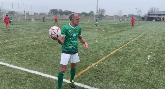 Osvaldo, en una acción con la Cabrera (Foto: ElDesmarque)