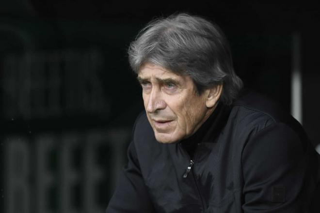 Manuel Pellegrini, ante el Vitoria de Guimaraes (Foto: Kiko Hurtado).