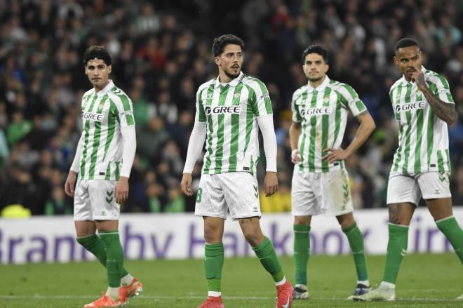 Fornals, ante el Vitoria Guimaraes (Foto: Kiko Hurtado).