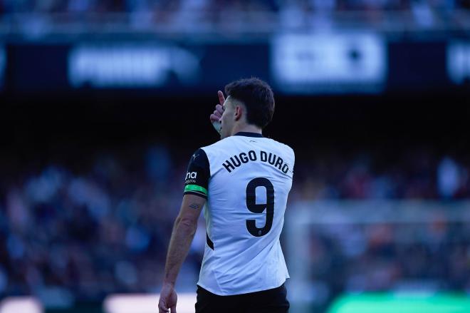 Hugo Duro, en un partido del Valencia (FOTO: Cordón Press).