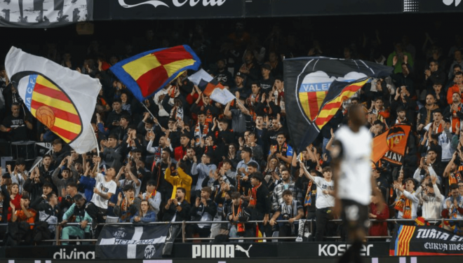 Afición del Valencia CF ante el Valladolid