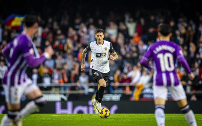 Enzo Barrenechea ante el Real Valladolid