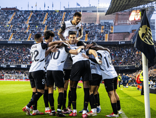 Enzo Barrenechea ante el Real Valladolid