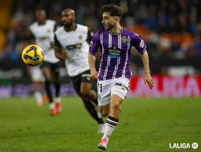 Raúl Moro, ante el Valencia CF.