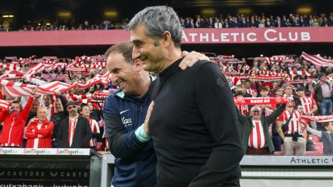 Ernesto Valverde se saluda con Jagoba Arrasate en San Mamés (Foto: Athletic Club).