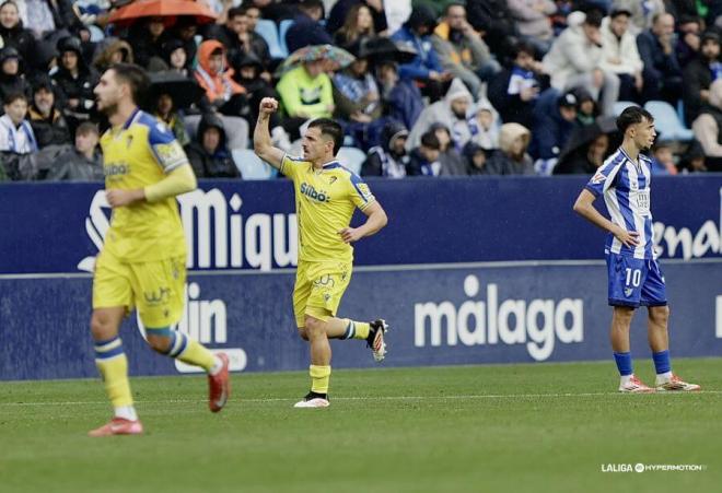 José Matos celebra su gol en La Rosaleda. (Foto: LALIGA)