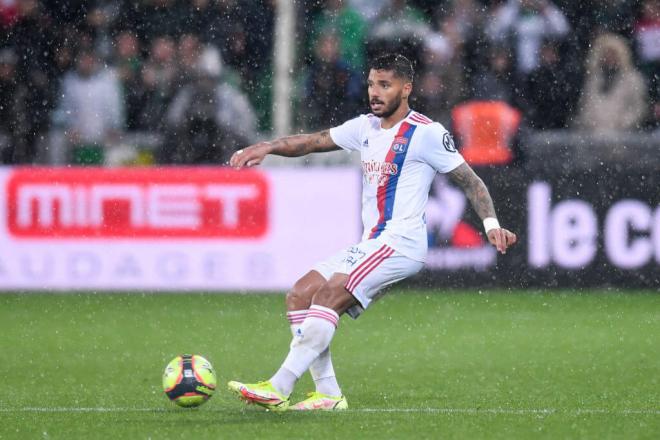 Henrique Silva, con el Olympique de Lyon.