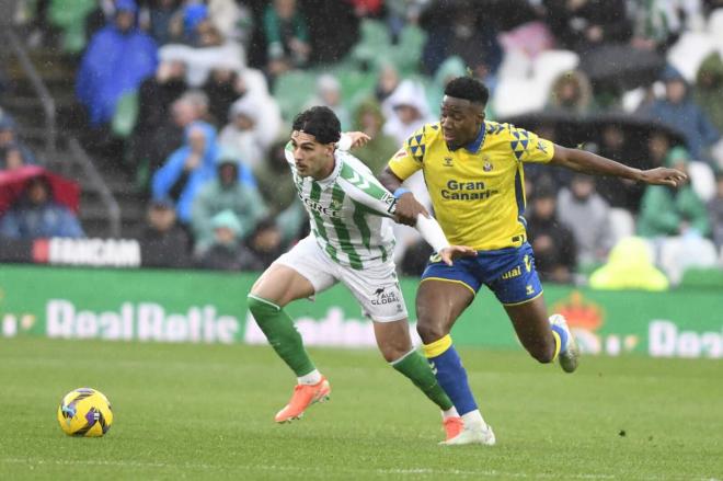 Johnny Cardoso, ante Las Palmas (Foto: Kiko Hurtado).