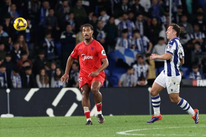 Loïc Badé, en el partido ante la Real Sociedad (Foto: Cordon Press).