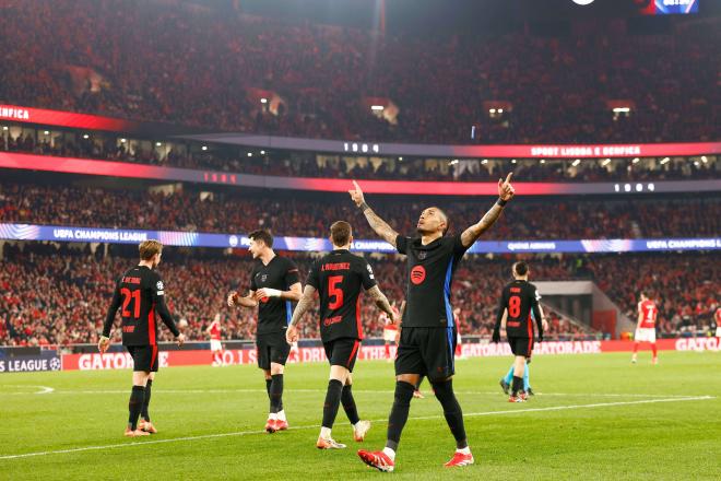 Raphinha celebra su gol frente al Benfica (Cordon Press)