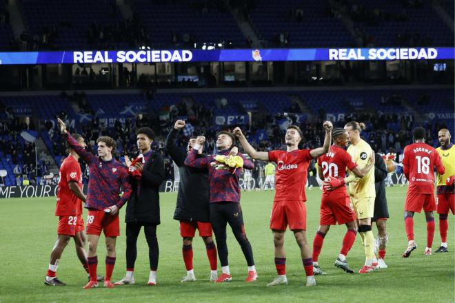 Celebración de la victoria del Sevilla ante la Real Sociedad (Foto: Cordon Press).