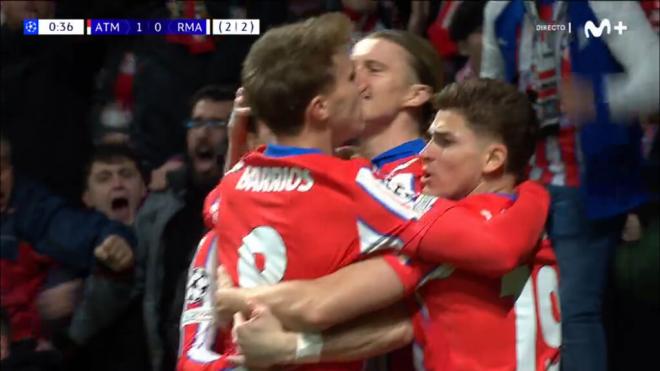 Los jugadores del Atleti celebrando el gol de Gallagher (Captura de Movistar)