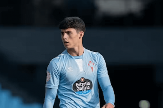 Andrés Antañón con el Celta Fortuna (Foto: RC Celta).