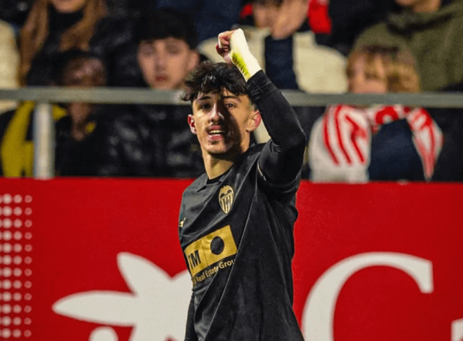 Diego López celebra el gol del Valencia CF