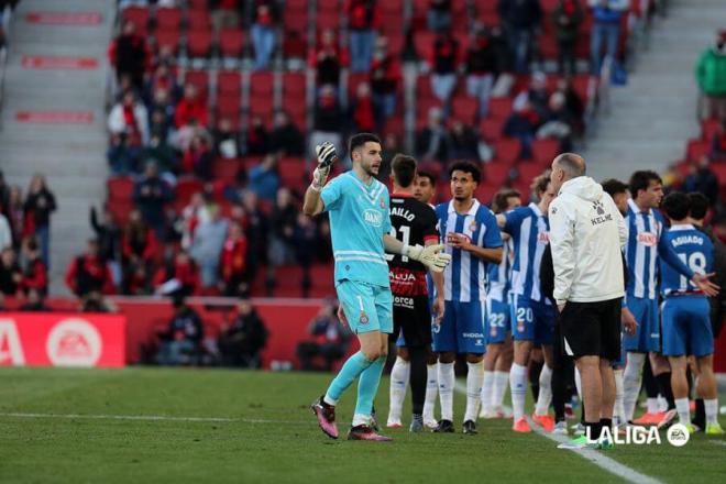 Joan García protesta durante el Mallorca-Espanyol (Foto: LALIGA).