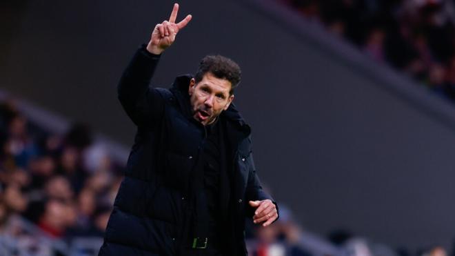 Diego Pablo Simeone en el Atlético - Barcelona (Foto: Europa Press)