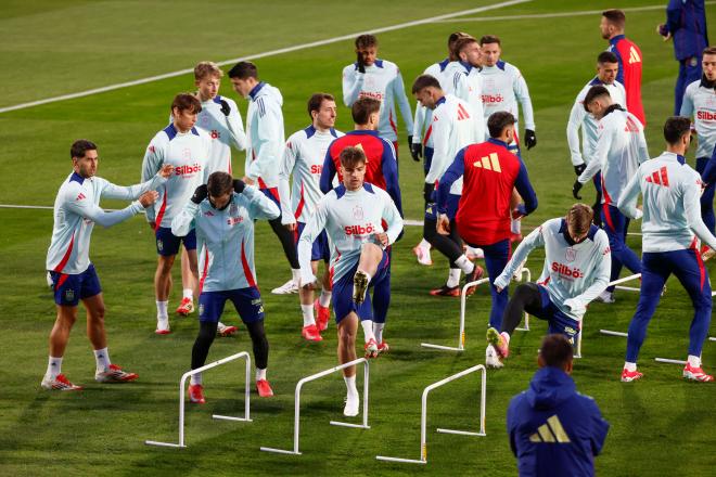 Entrenamiento de la Selección Española (Foto: EFE).