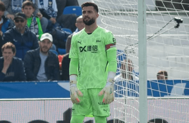 Antonio Sivera otro de los porteros formado en el Valencia CF y que ahora son rivales (Foto: Instagram Sivera)