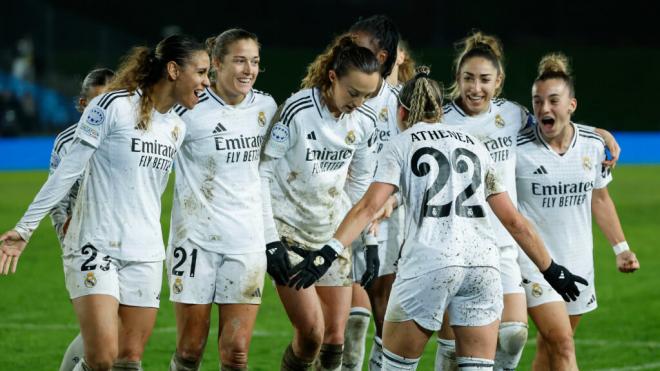 Las jugadoras del Real Madrid celebrando ante el Arsenal (Fuente: EFE)