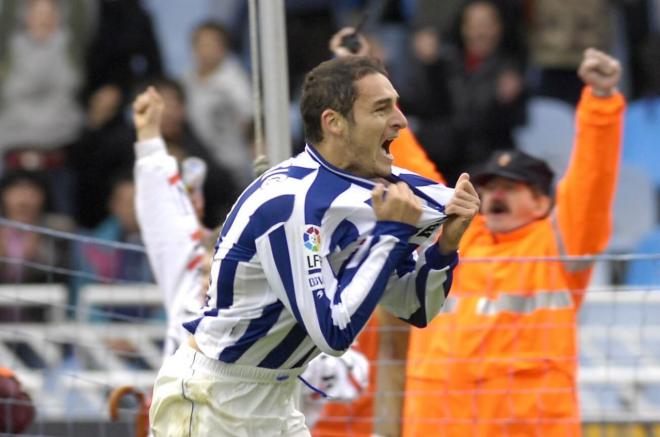 Andrija Delibasic celebra un gol con la Real Sociedad.