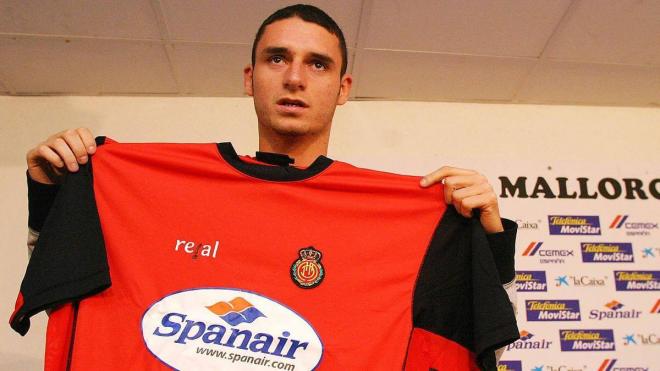 Andrija Delibasic, durante su presentación con el Mallorca.