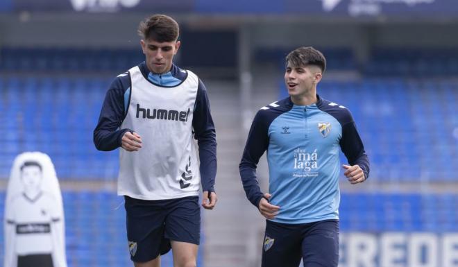 Izan Merino y Antoñito Cordero, en un entrenamiento del Málaga.