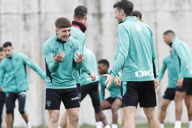 Jauregizar, en un entrenamiento del Athletic (FOTO: EFE).