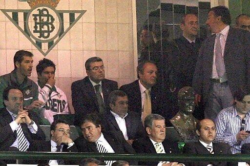 José María del Nido Benavente, en el palco del Benito Villamarín en 2007 (Foto: EFE).