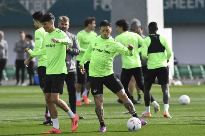 Chimy Ávila, en el entrenamiento de este viernes (Foto: Kiko Hurtado).