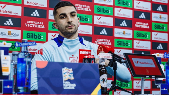 Ferran Torres, en sala de prensa (Foto: SeFutbol).