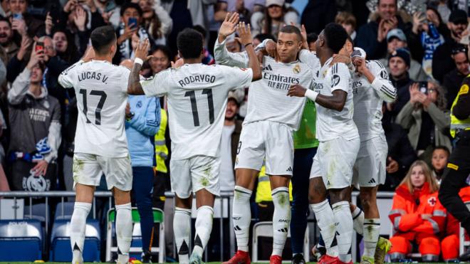 Los jugadores del Real Madrid celebrando un gol (Fuente: Cordon Press)