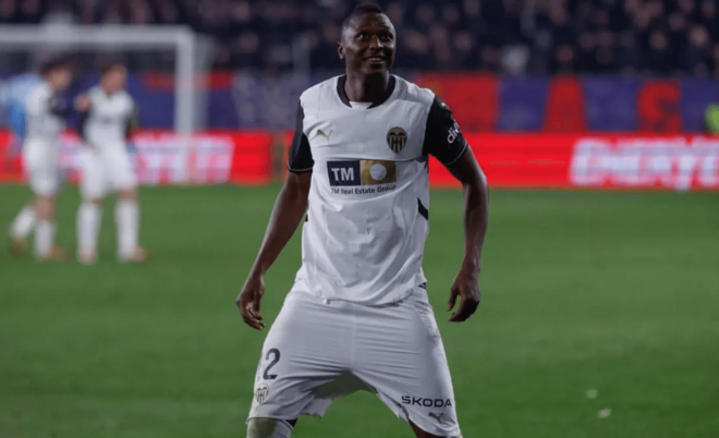 Fichar un delantero es clave para Ron Gourlay (Foto: EFE)