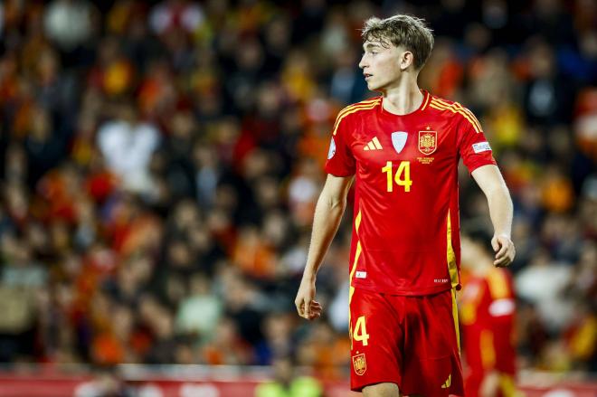 Dean Huijsen, central de la Selección Española (Foto: CordonPress).