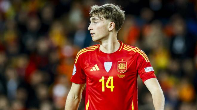 Dean Huijsen con la Selección Española (Cordon Press)