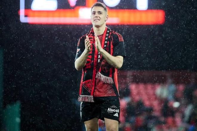 Urko Izeta, delantero cedido por el Athletic Club en Anduva (Foto: CD Mirandés).