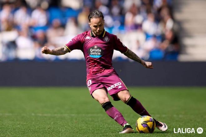 Iván Sánchez, ante la Real Sociedad.