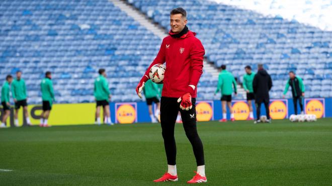 El portero Julen Agirrezabala en Ibrox, campo del Rangers FC (Foto: Athletic Club).