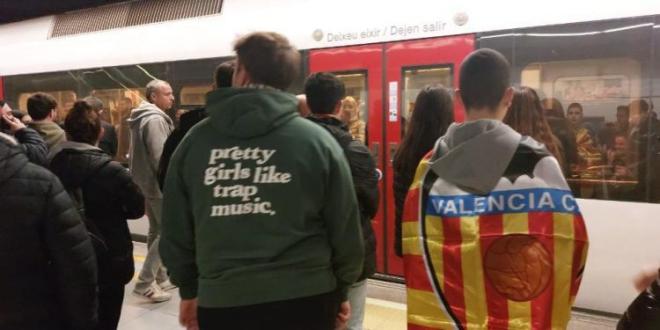 Al fútbol en Metro