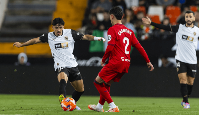 Un lance del Valencia CF - Sevilla