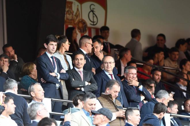 José María del Nido Carrasco y José Castro, en el Sevilla-Alavés (Foto: Kiko Hurtado).