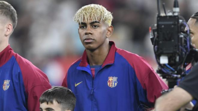 Lamine Yamal, teñido de rubio para la final de la Copa del Rey (Foto: Kiko Hurtado)