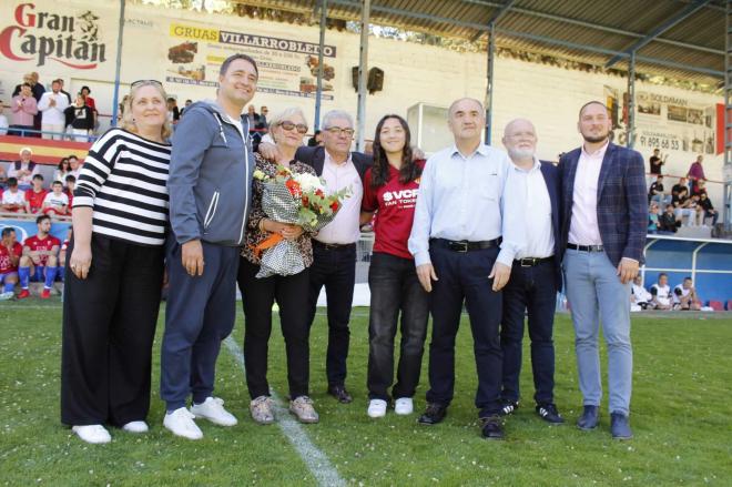 Leyendas del Valencia CF ganan en Villarrobledo (Foto: Pedrán / Villarrobledo Diario)