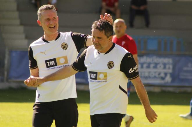 Leyendas del Valencia CF ganan en Villarrobledo (Foto: Pedrán / Villarrobledo Diario)
