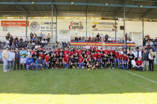 Leyendas del Valencia CF ganan en Villarrobledo