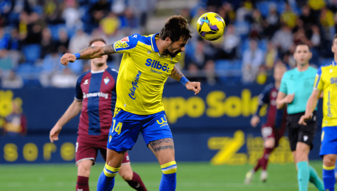 Bojan Kovacevic, en un partido del Cádiz (Foto: LaLiga).