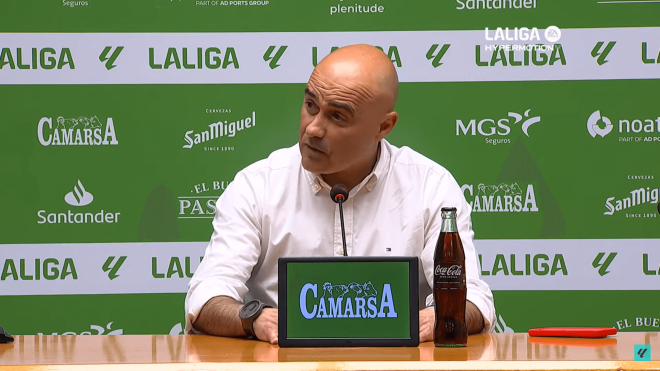 Óscar Gilsanz, en la rueda de prensa posterior al Racing-Deportivo.