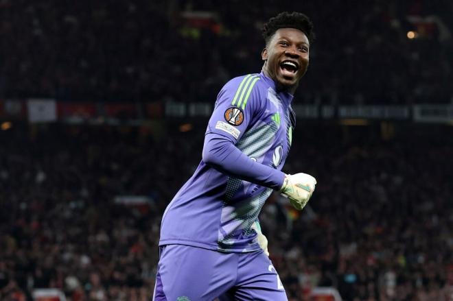 El camerunés André Onana es el guardameta del Manchester United y será el titular en San Mamés.