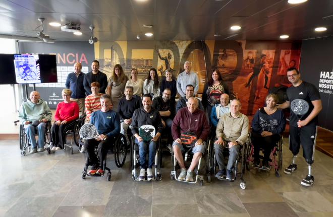 Presentación del II Máster Nacional de pádel en silla