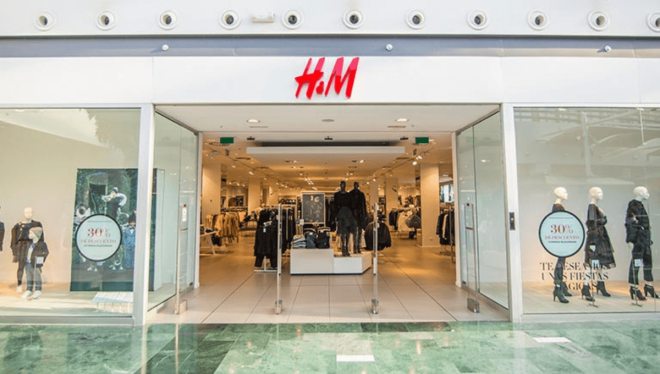 Tienda de H&M en un centro comercial.
